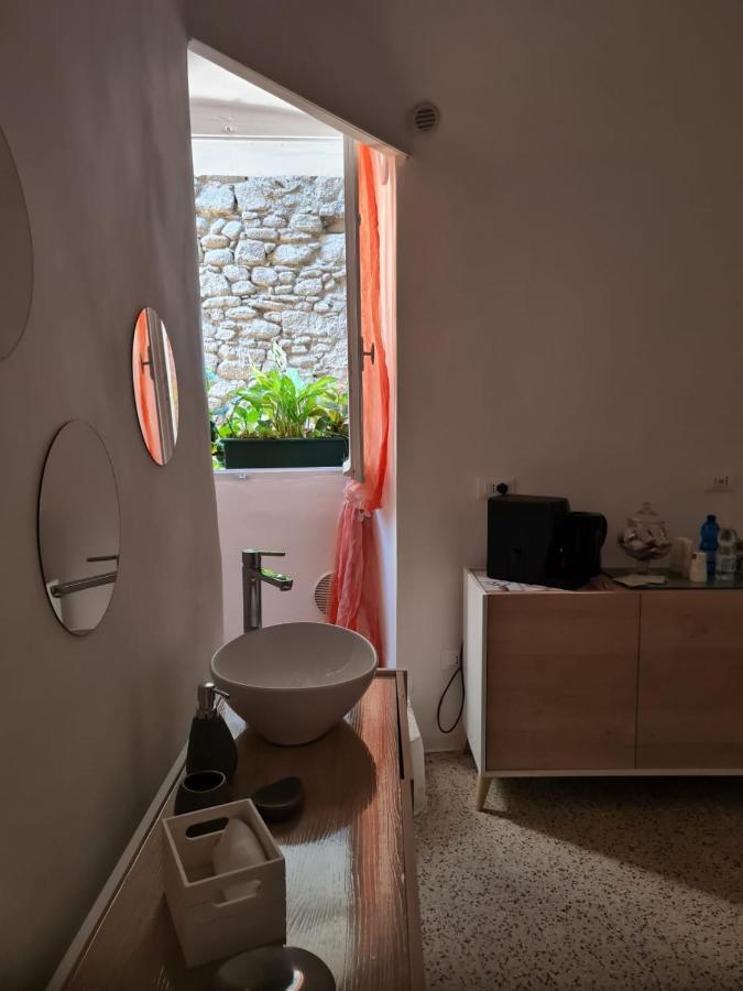 Hotel Rifugio dei Saraceni Vallecrosia Esterno foto