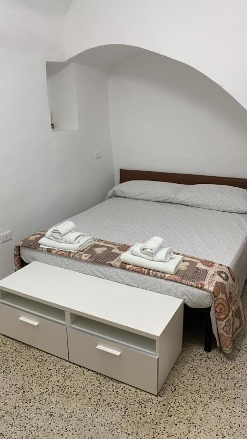 Hotel Rifugio dei Saraceni Vallecrosia Esterno foto