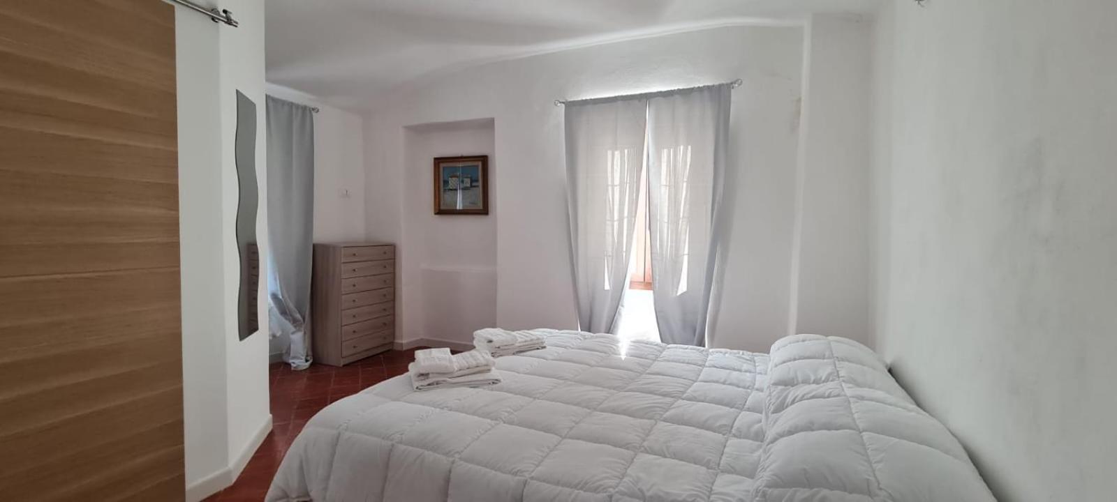 Hotel Rifugio dei Saraceni Vallecrosia Esterno foto